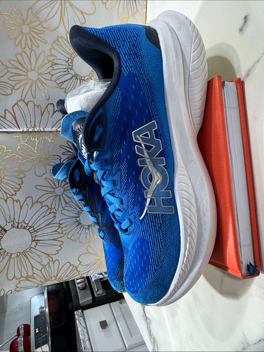 Hoka Mach 6 Blue‎ and White Running Shoes. F-27224